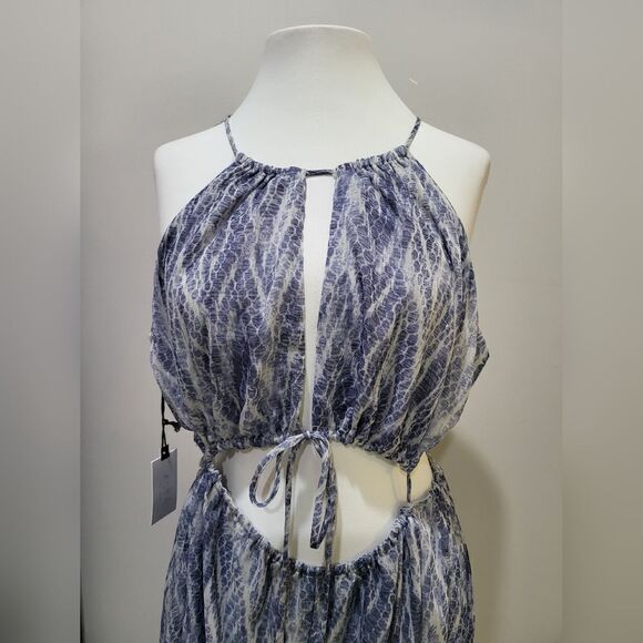 ASTR MID CUTOUT SLEEVELESS MAXI DRESS NWT size Medium Blue and White - Picture 5 of 6